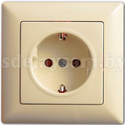 GUNSAN Розетка одинарная кремовая (без рамки) с заземлением