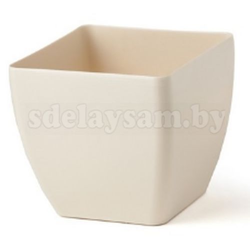Цветочный горшок квадратный 150мм 2,5 л в ассортименте