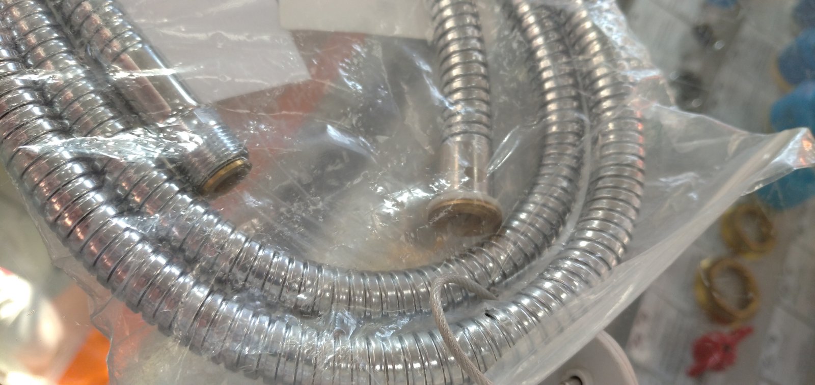 Шланг для выдвижной лейки смесителя BH303