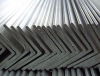Уголок АД31Т1 20×20×1,5, длина 2 метра