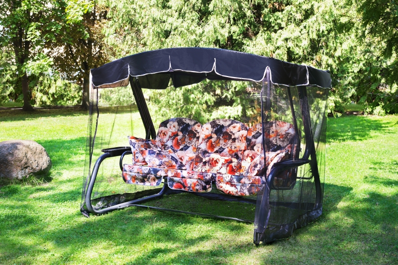 Садовые качели. Мебель