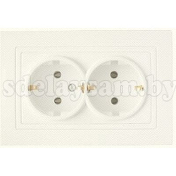 Розетка штепсельная РС16-348 (слон.кость) с заземляющим контактом 